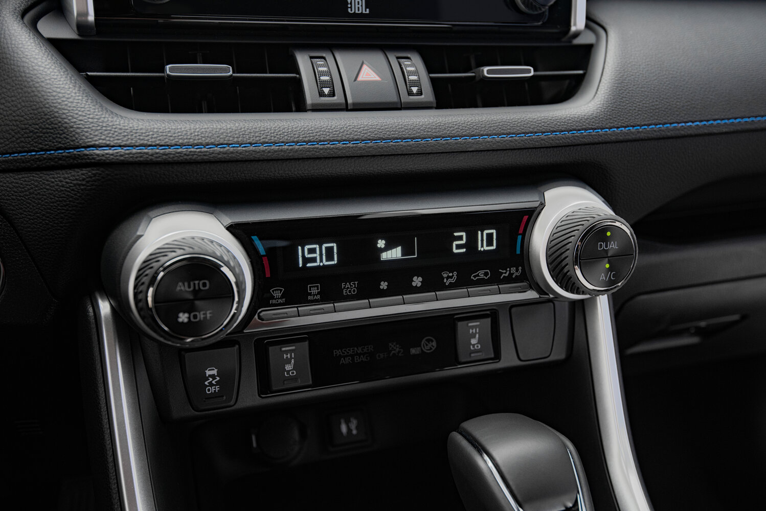 Toyota RAV4 V (XA50), 2019, фото 16