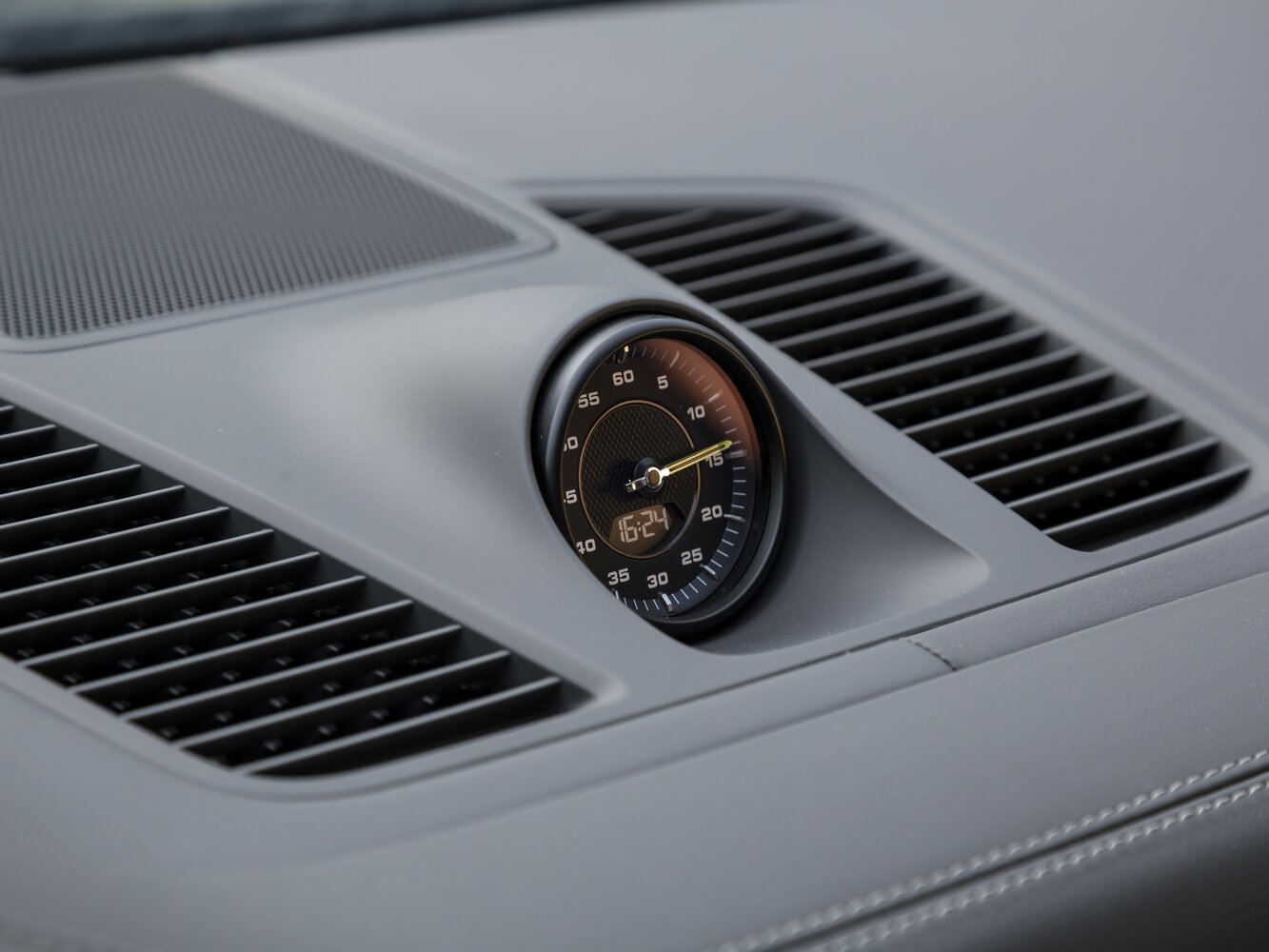 Porsche Cayenne III, 2022, фото 35