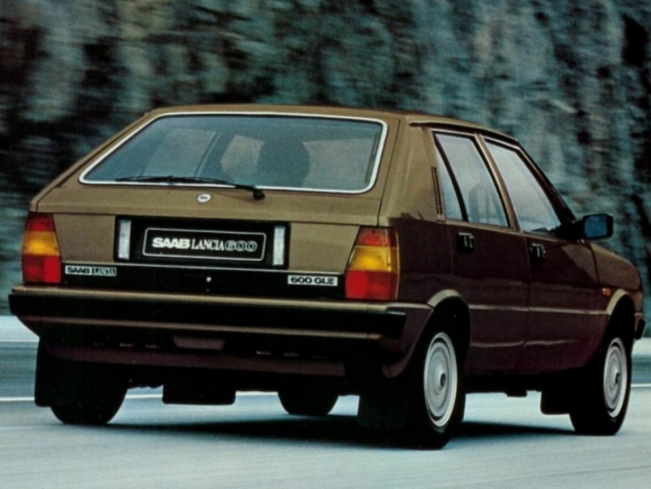 Saab 600 I, 1982, фото 1