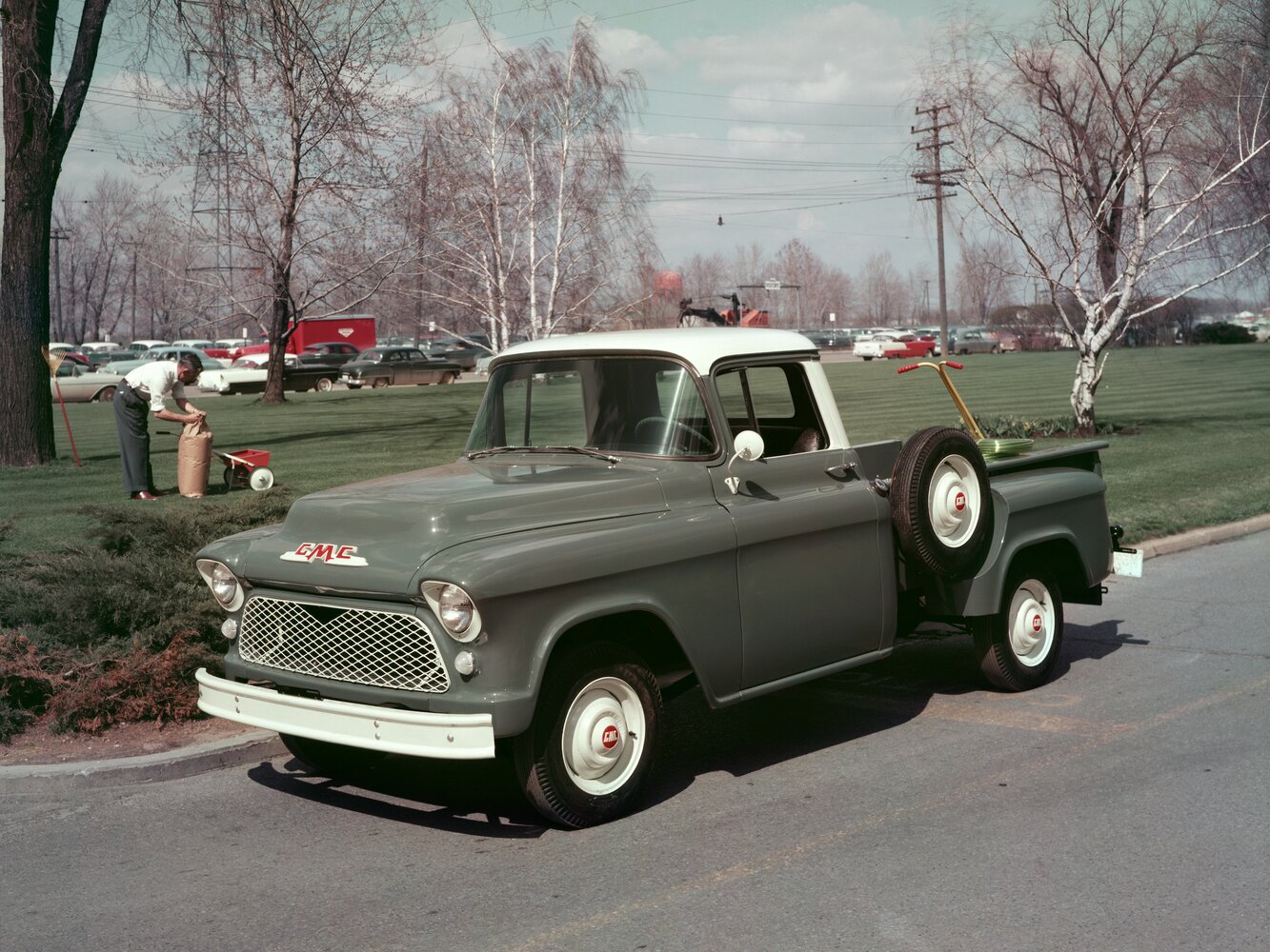 GMC 100, 1957, фото 1
