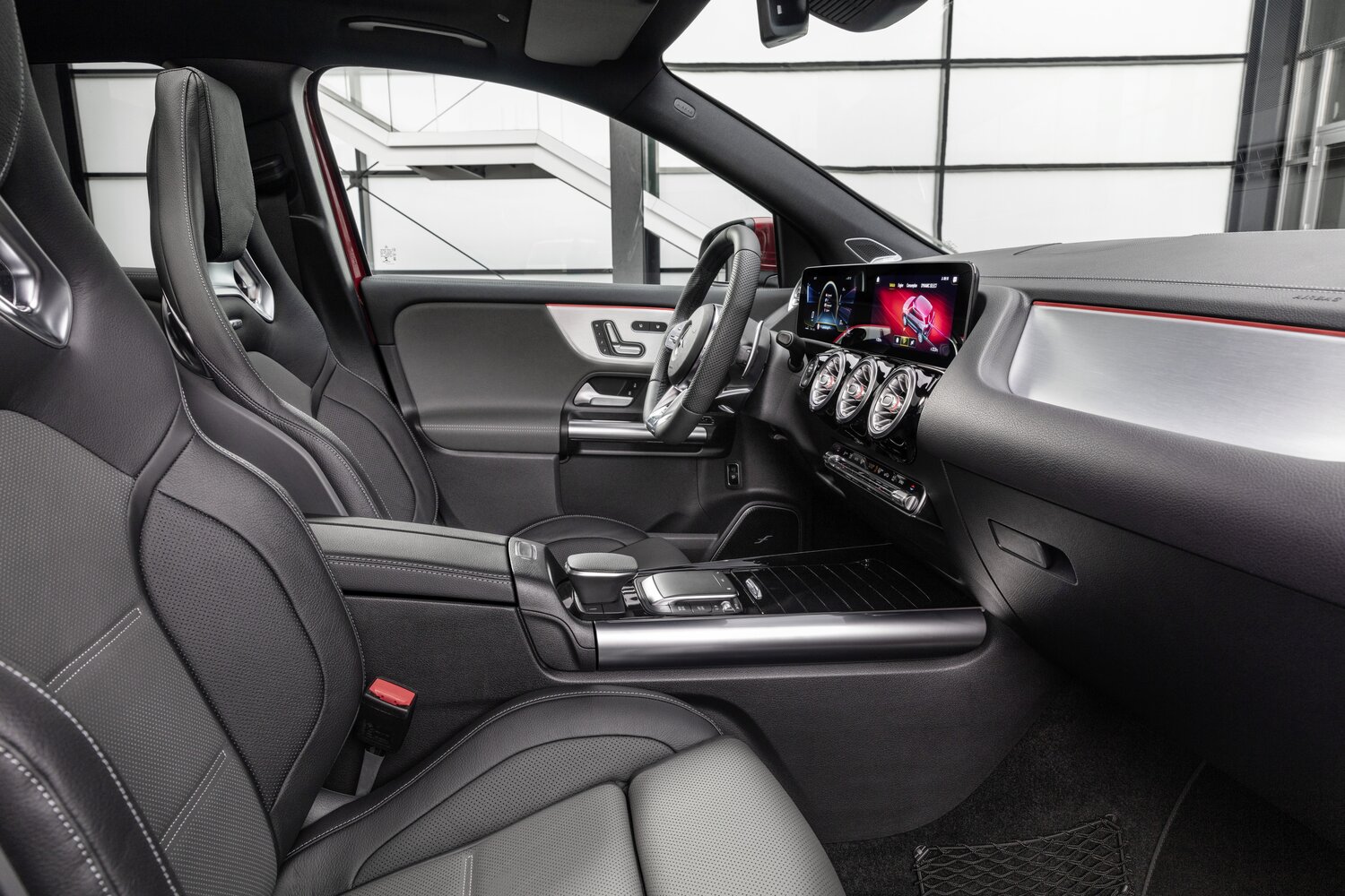 Mercedes-Benz GLA AMG II (H247), 2021, фото 3