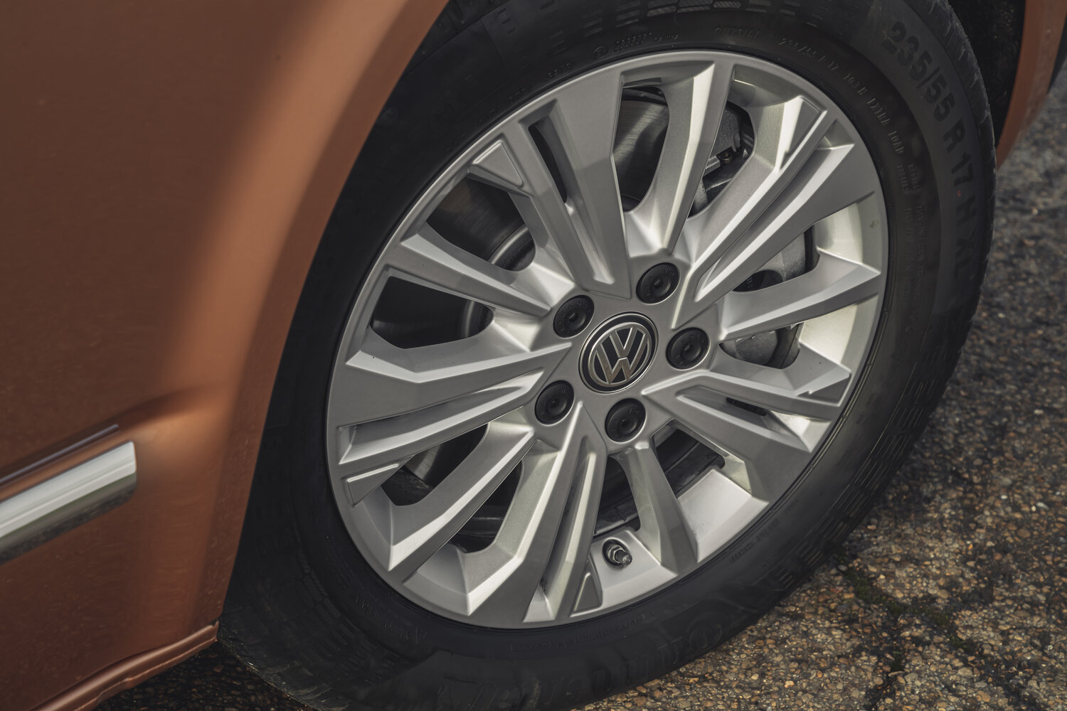 Volkswagen Caravelle T6 Рестайлинг, 2023, фото 3