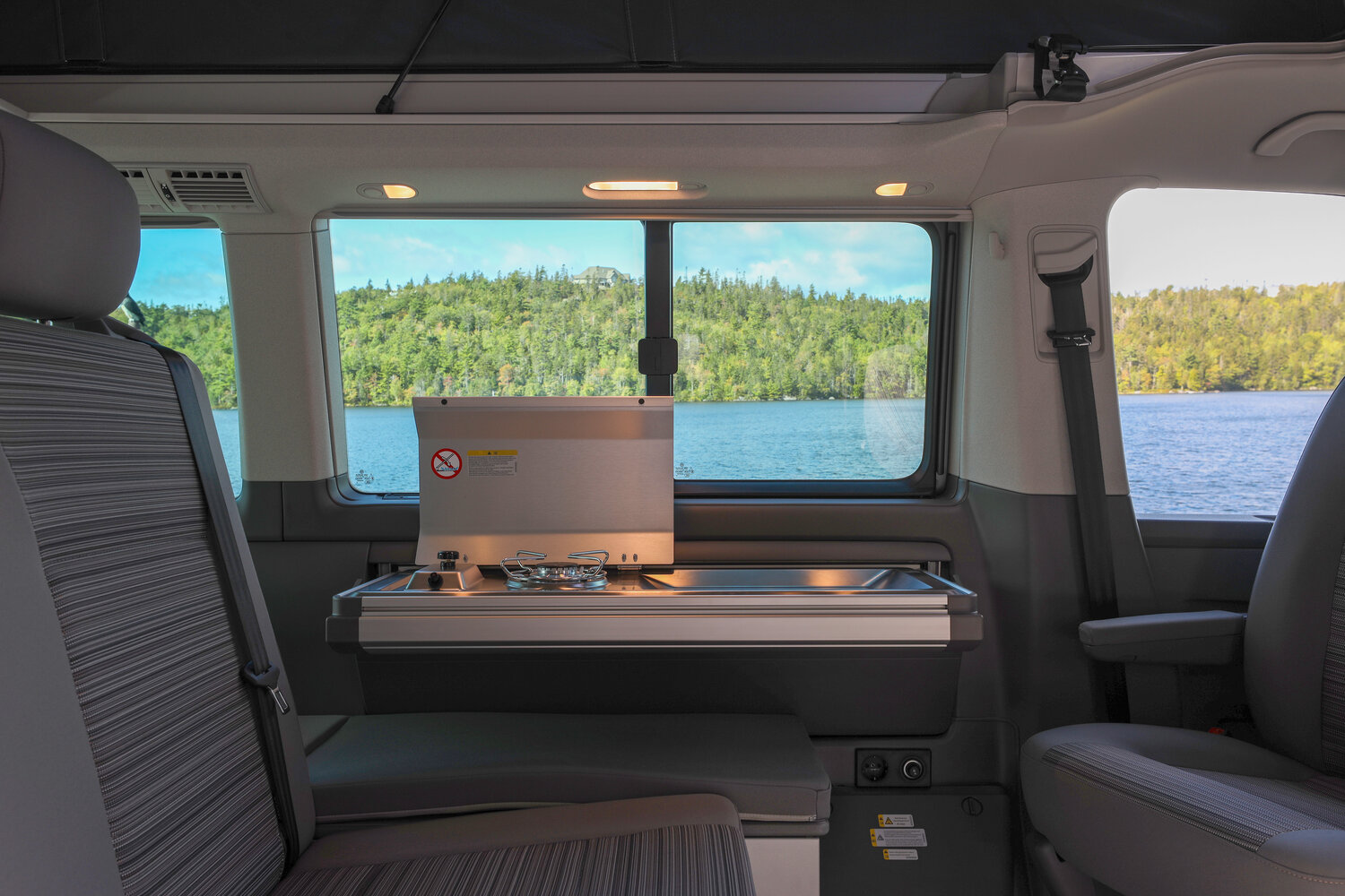 Volkswagen California T6 Рестайлинг, 2021, фото 4