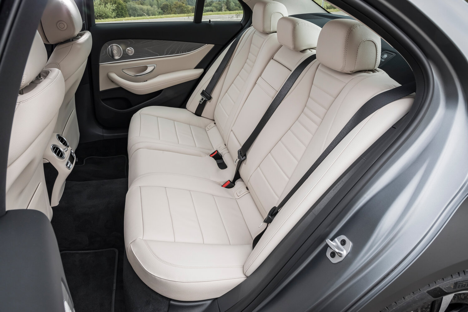 Mercedes-Benz E-Класс V (W213, S213, C238) Рестайлинг, 2023, фото 35