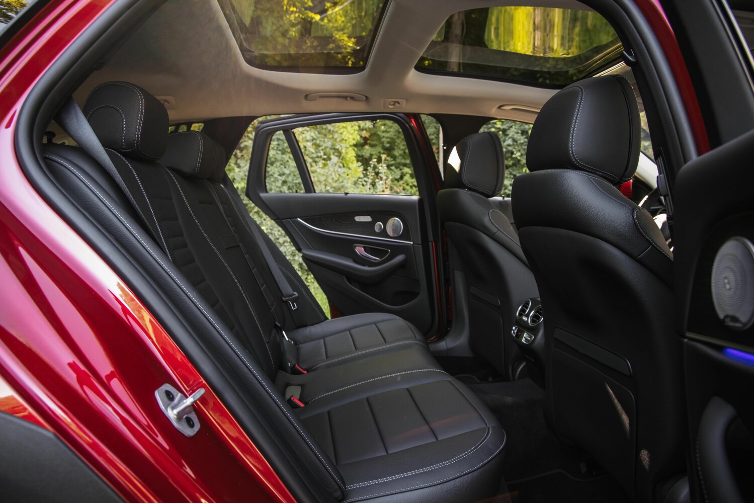 Mercedes-Benz E-Класс V (W213, S213, C238) Рестайлинг, 2020, фото 2