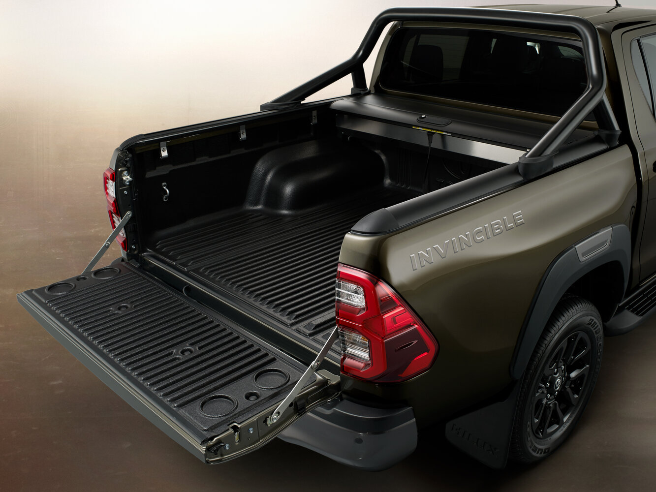 Toyota Hilux VIII Рестайлинг, 2022, фото 12