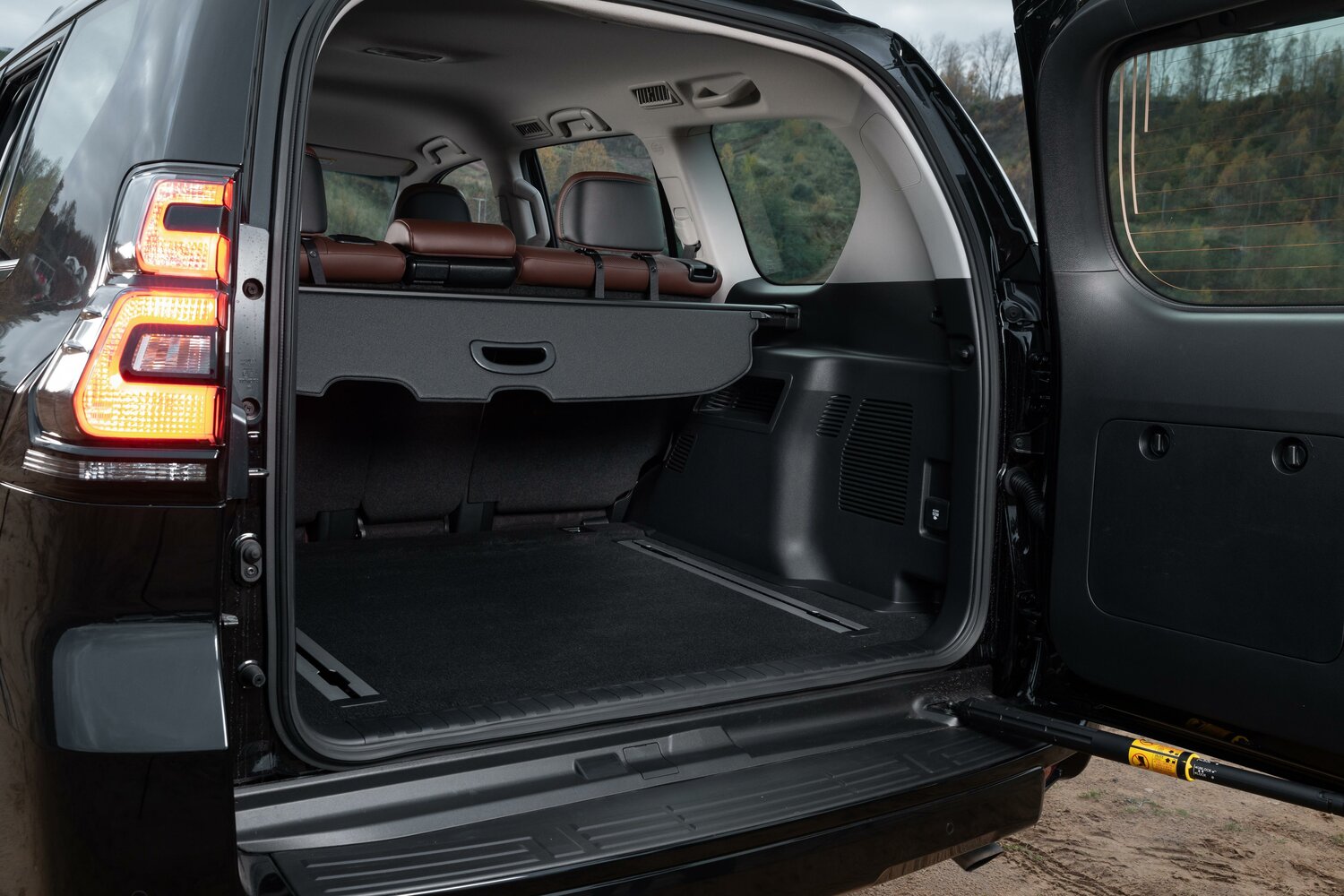 Toyota Land Cruiser Prado 150 Series Рестайлинг 3, 2021, фото 13