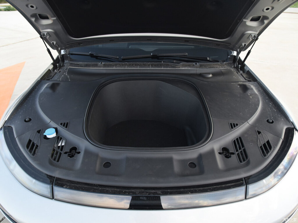 Xpeng P7 I, 2021, фото 4