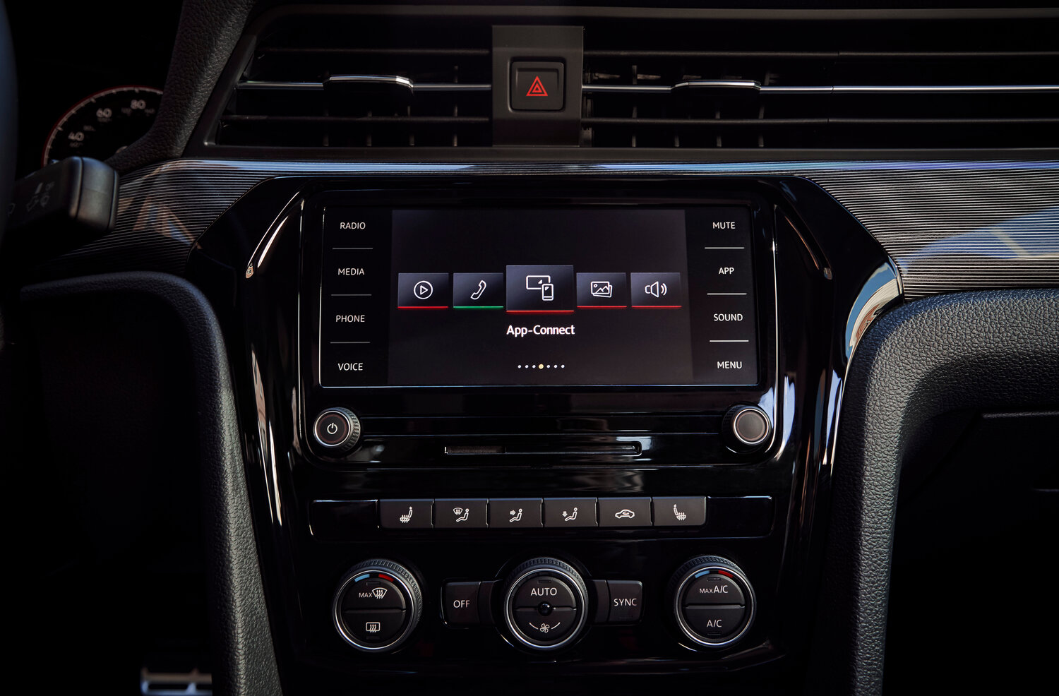 Volkswagen Passat (North America and China) II (NA Market), 2021, фото 9