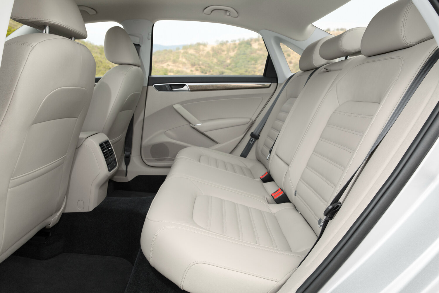 Volkswagen Passat (North America and China) I Рестайлинг, 2015, фото 7