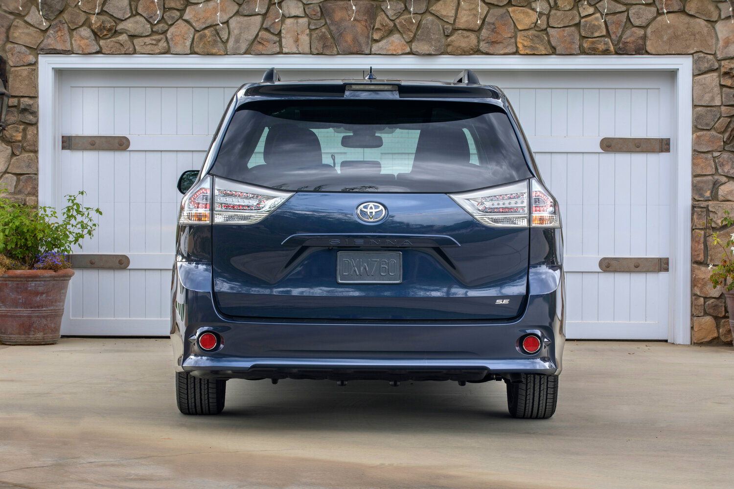Toyota Sienna III Рестайлинг 2, 2020, фото 3
