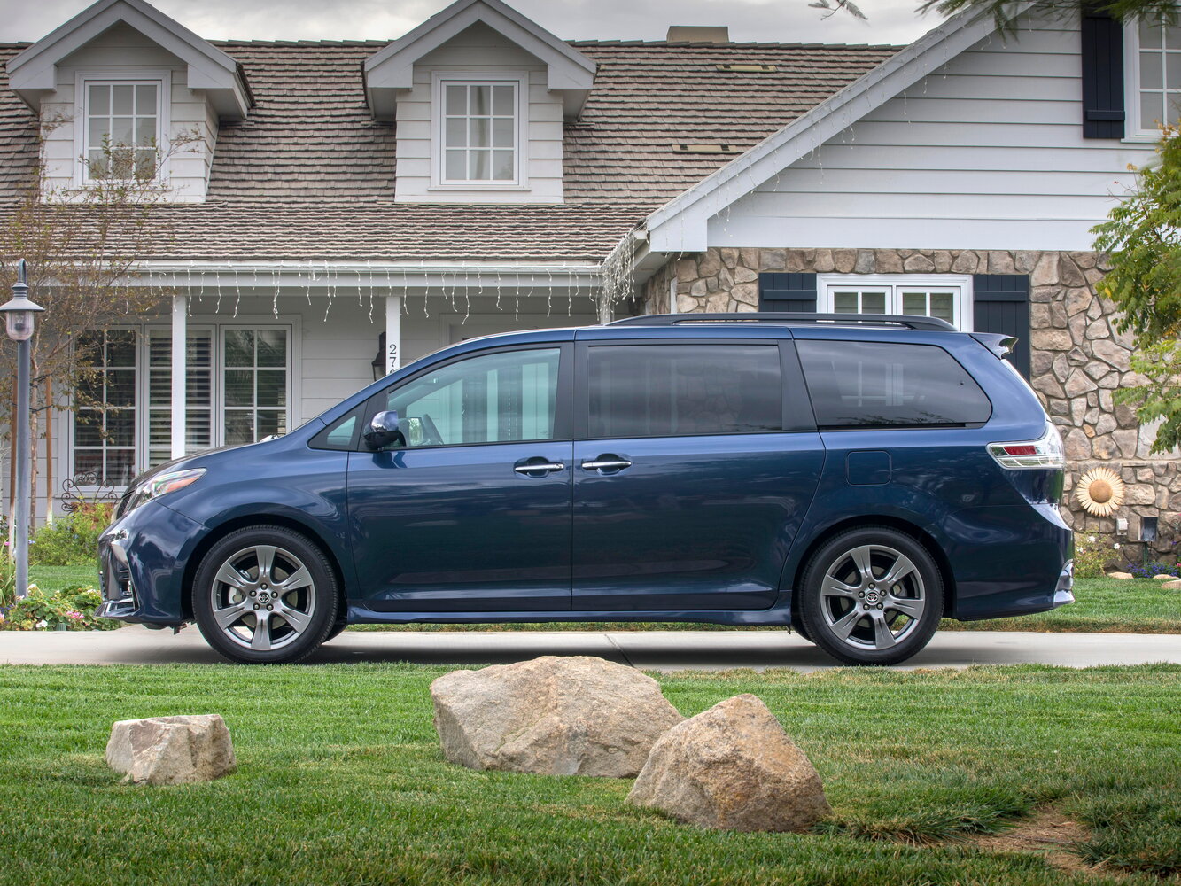Toyota Sienna III Рестайлинг 2, 2020, фото 15