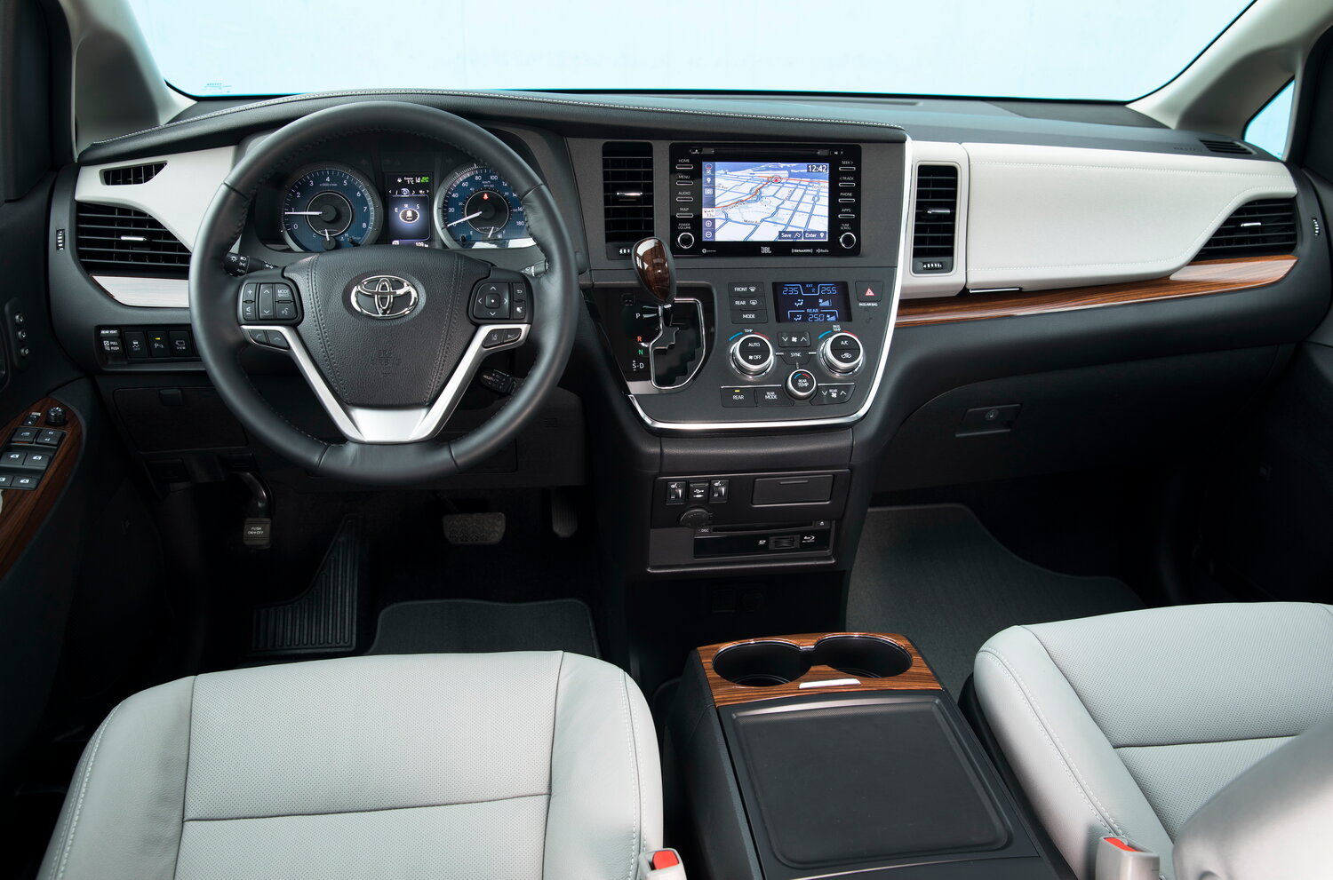 Toyota Sienna III Рестайлинг 2, 2020, фото 8