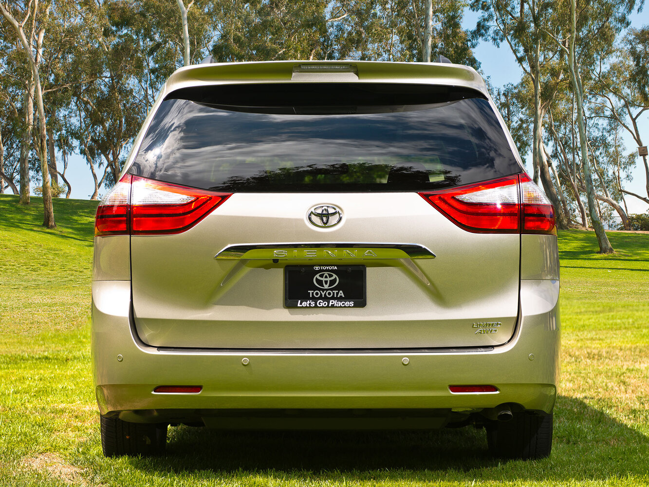Toyota Sienna III Рестайлинг, 2014, фото 5