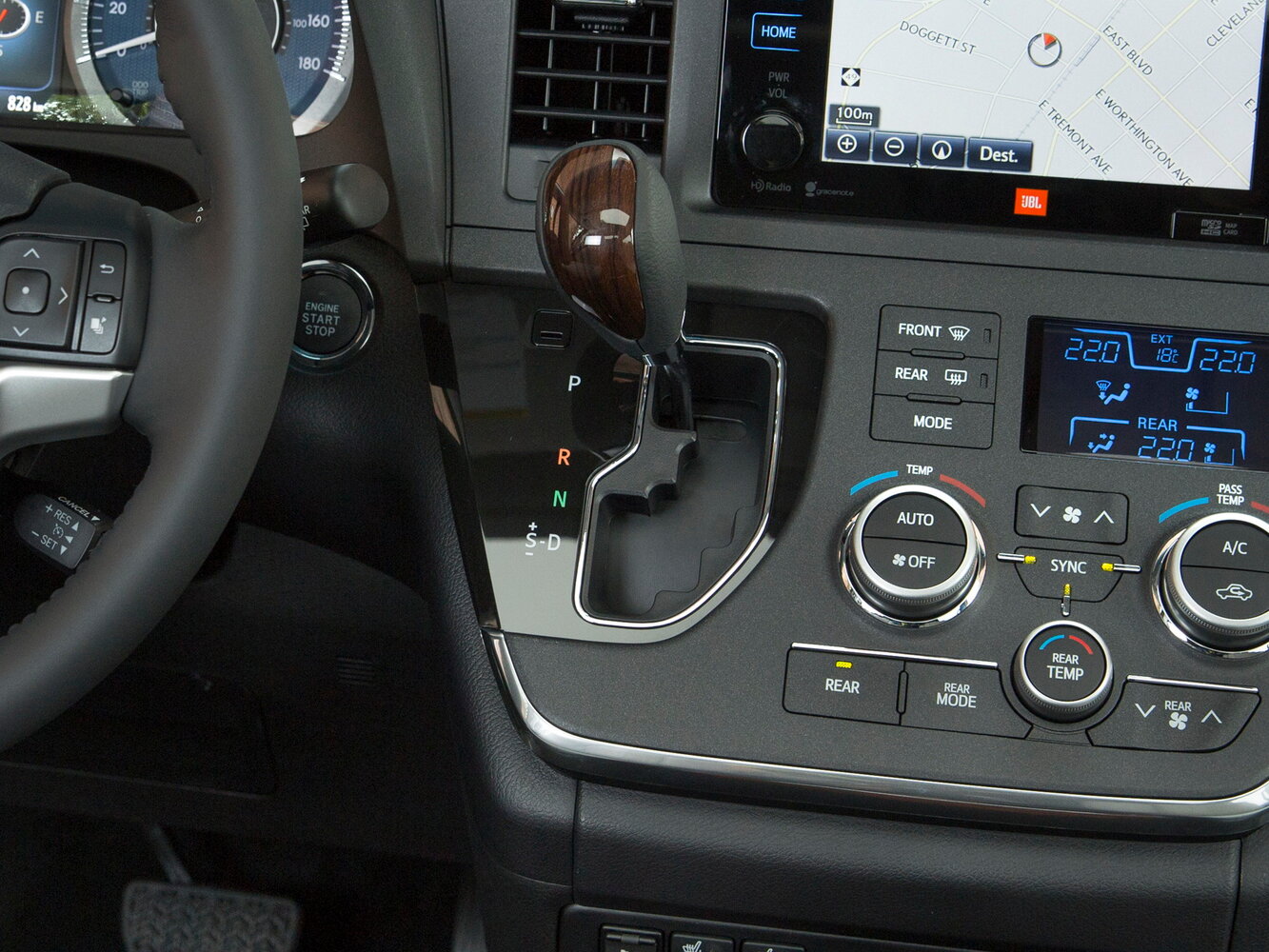 Toyota Sienna III Рестайлинг, 2014, фото 6