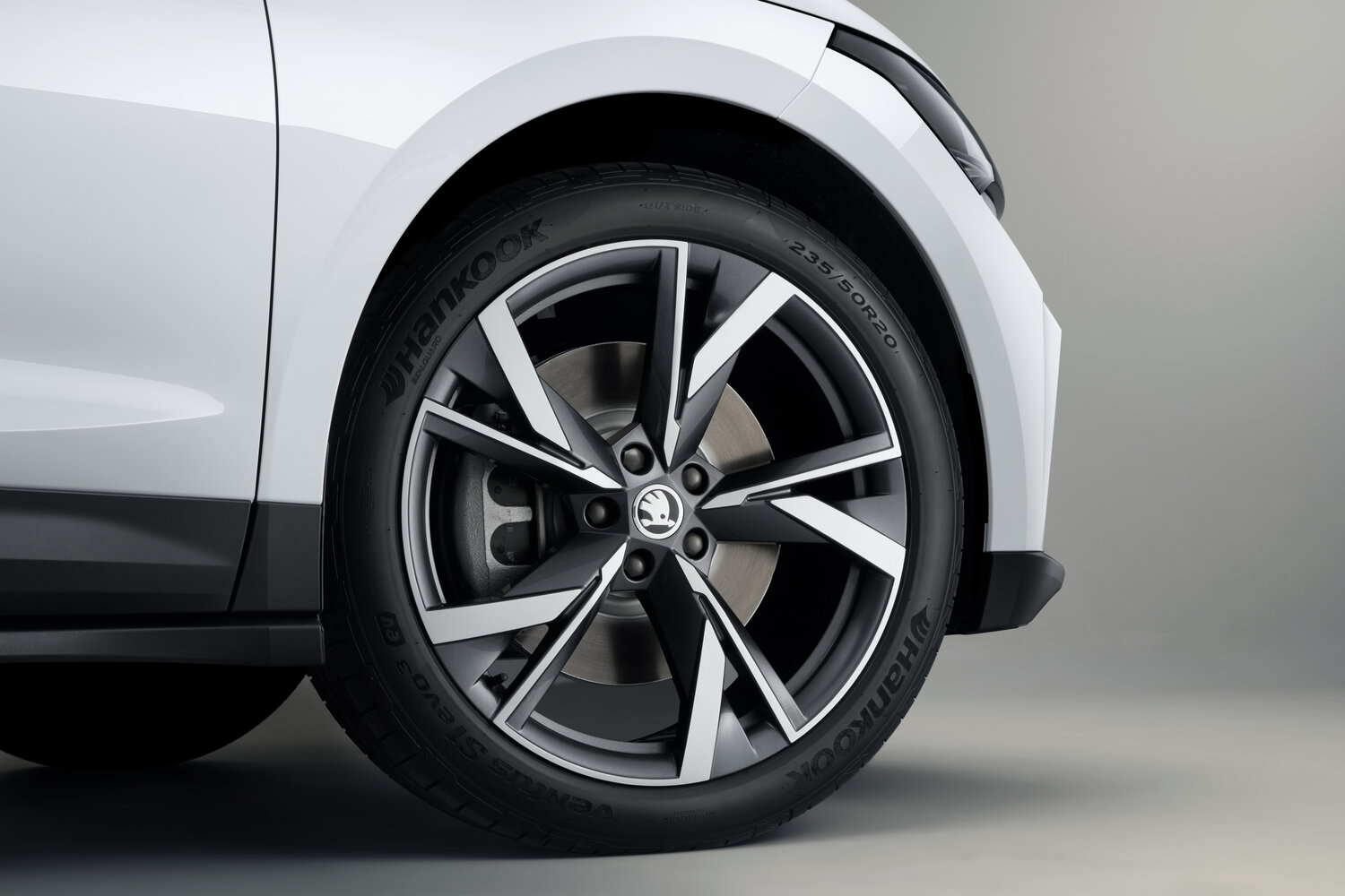 Skoda Enyaq I, 2023, фото 13