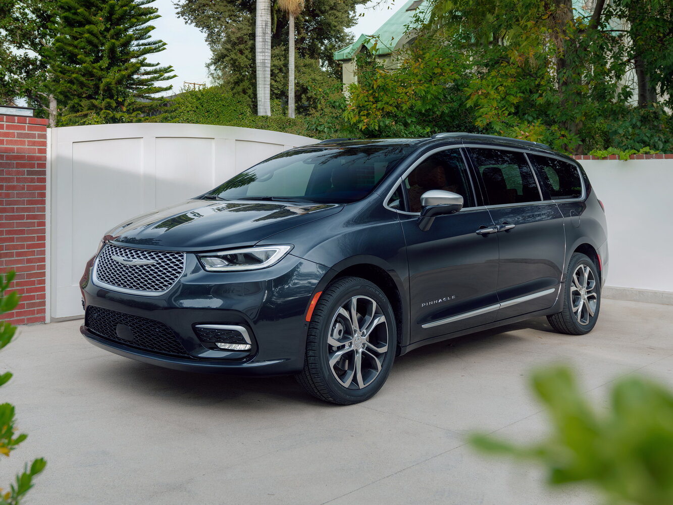 Chrysler Pacifica RU Рестайлинг, 2023, фото 8
