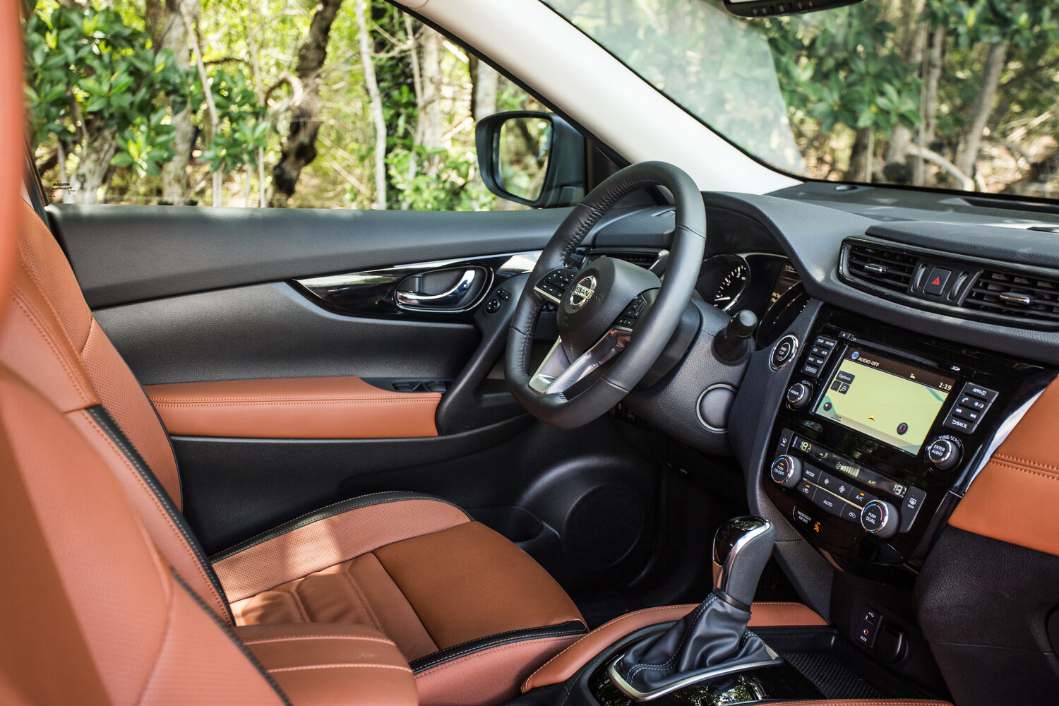 Nissan Rogue II Рестайлинг, 2016, фото 3