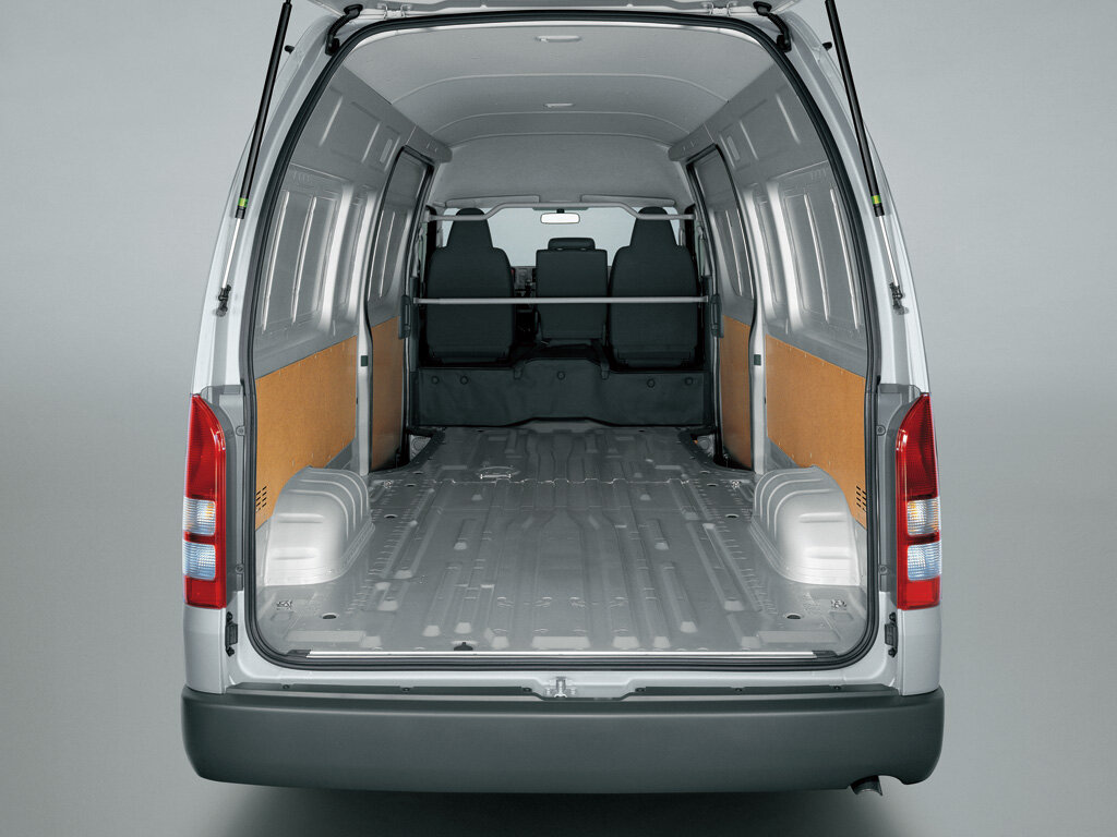 Toyota HiAce H200, 2009, фото 2