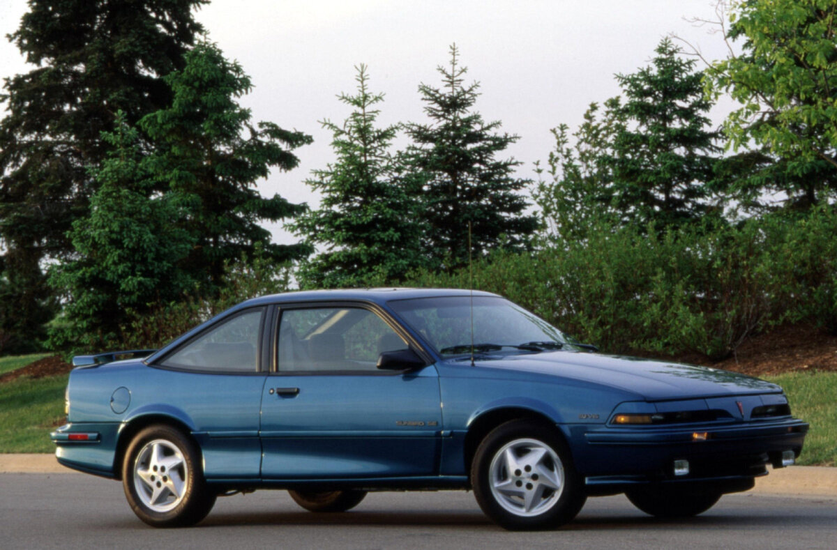 Pontiac Sunbird III, 1990, фото 1
