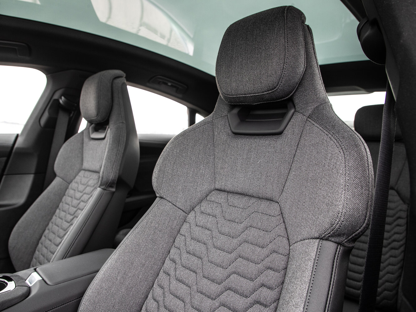 Audi e-tron GT I, 2024, фото 4