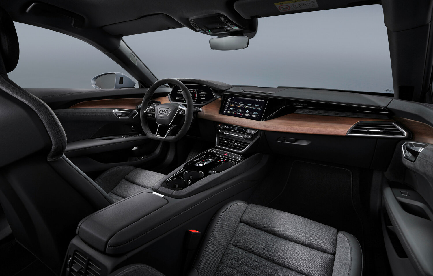 Audi e-tron GT I, 2024, фото 14