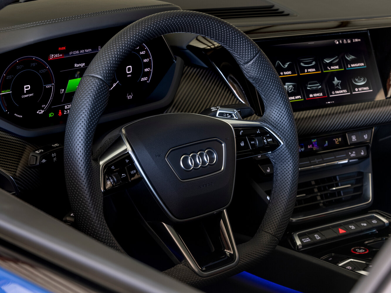 Audi e-tron GT I, 2024, фото 12