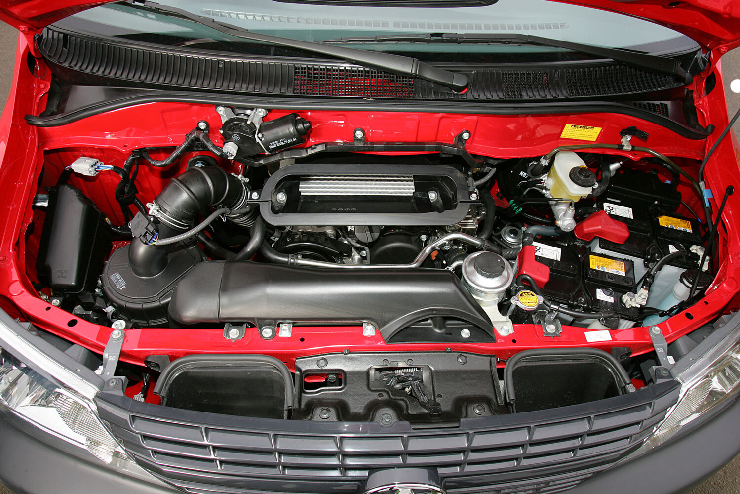 Toyota HiAce XH10 Рестайлинг, 2010, фото 3