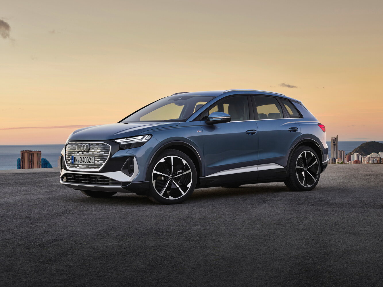 Audi Q4 e-tron I, 2023, фото 2