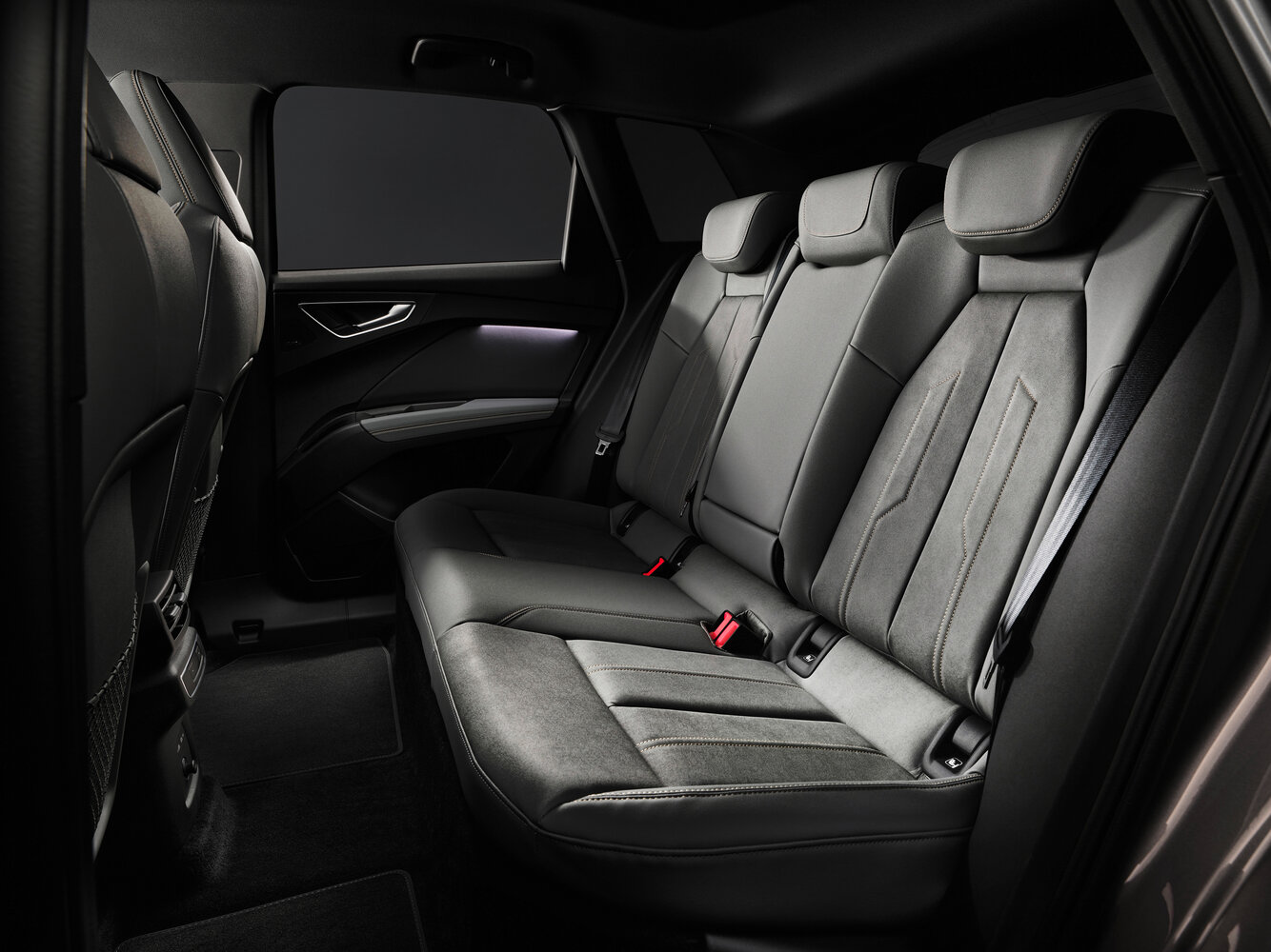 Audi Q4 e-tron I, 2023, фото 3