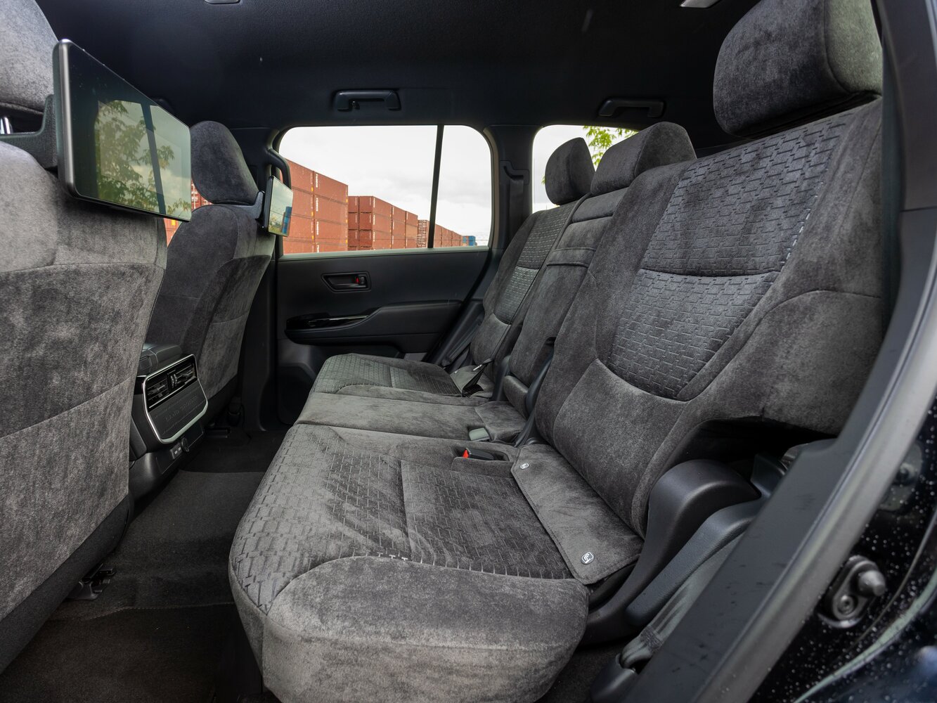Toyota Land Cruiser 300 Series, 2025, фото 23
