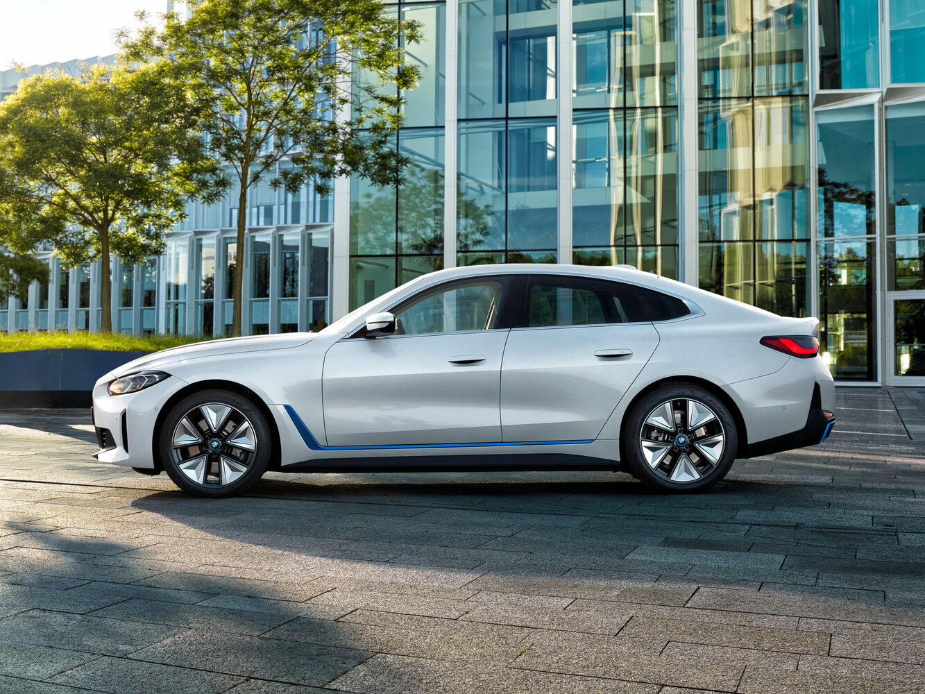 BMW i4 G26, 2021, фото 9