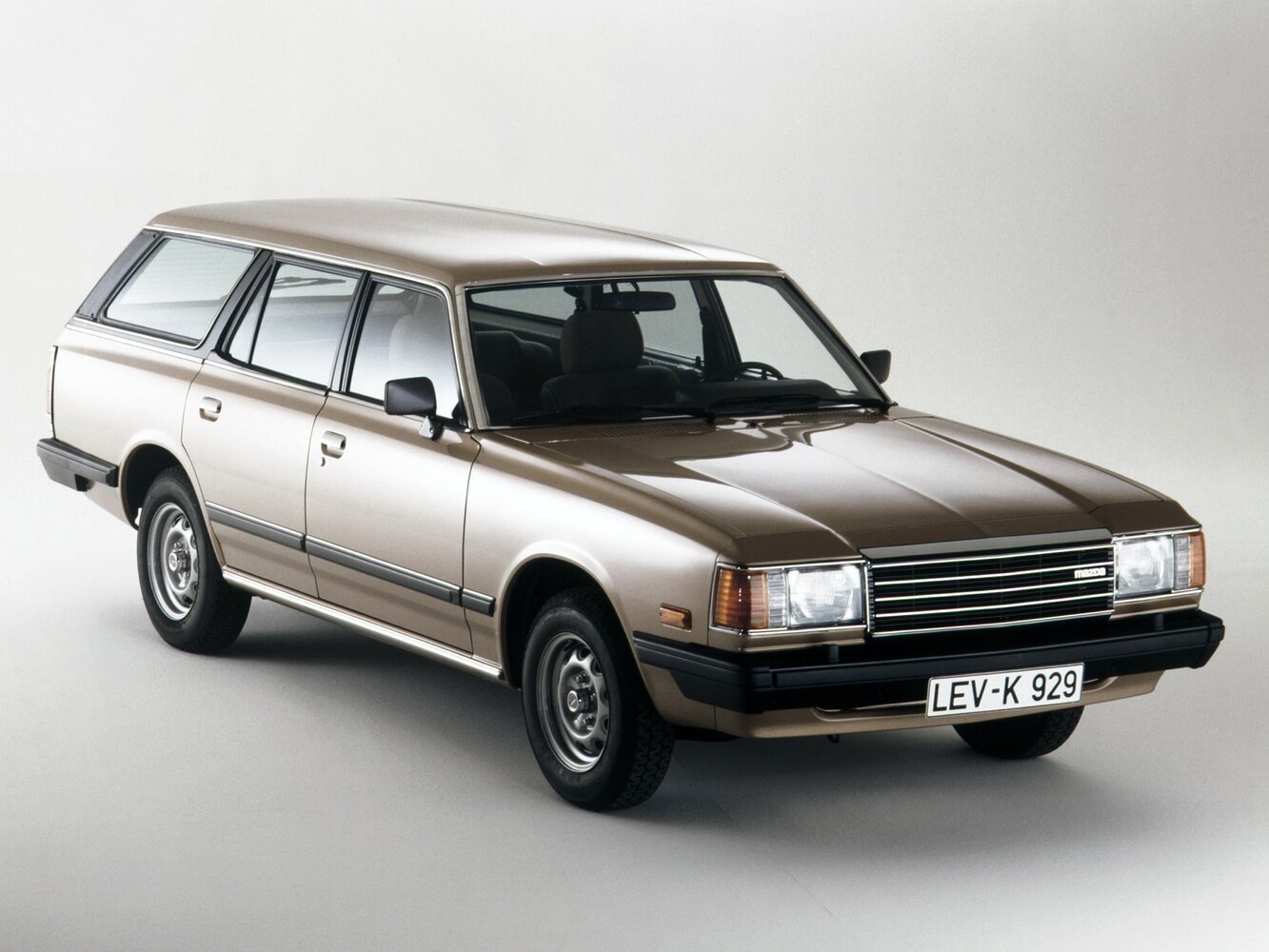 Mazda Luce III, 1981, фото 2