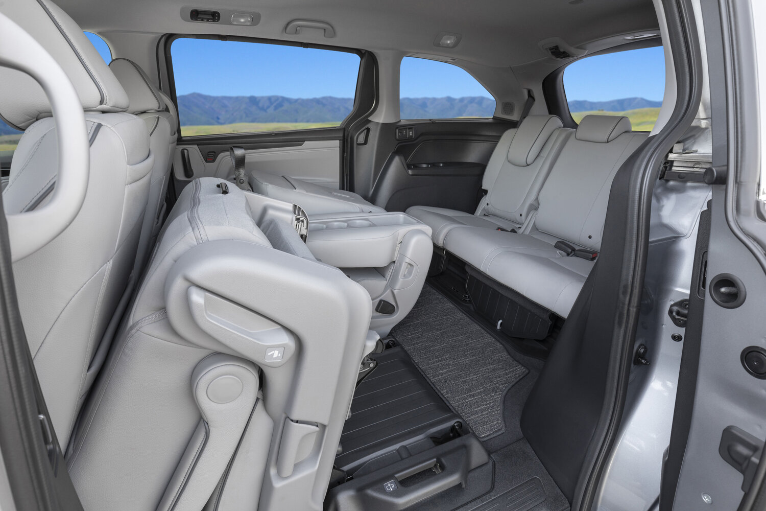 Honda Odyssey (North America) V Рестайлинг, 2024, фото 3