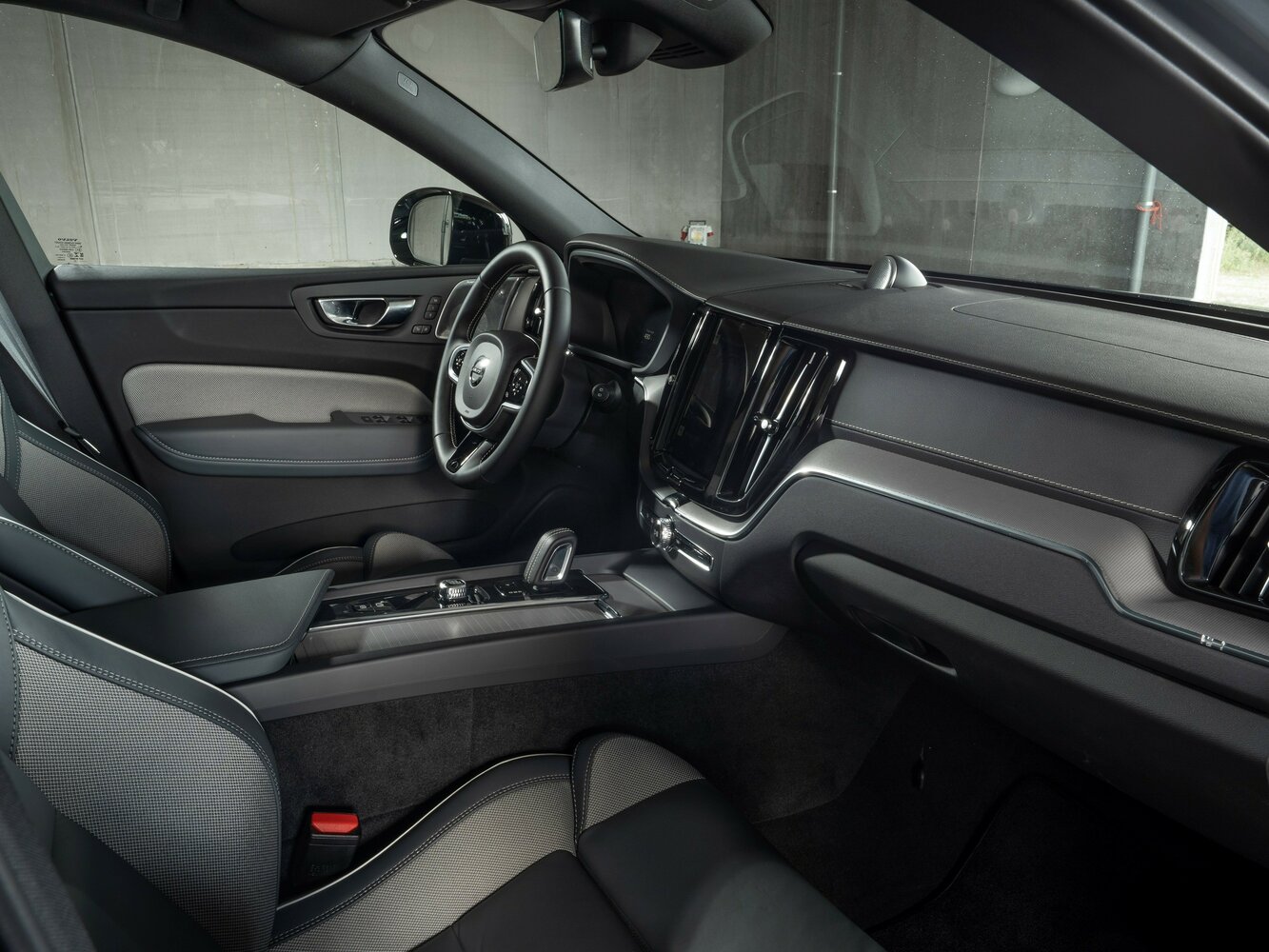 Volvo XC60 II Рестайлинг, 2022, фото 6