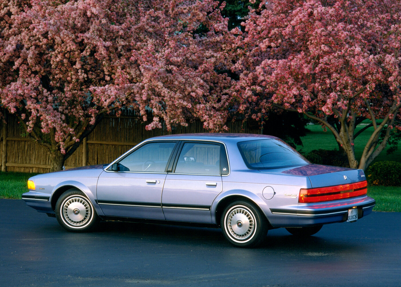 Buick Regal Japan, 1992, фото 3