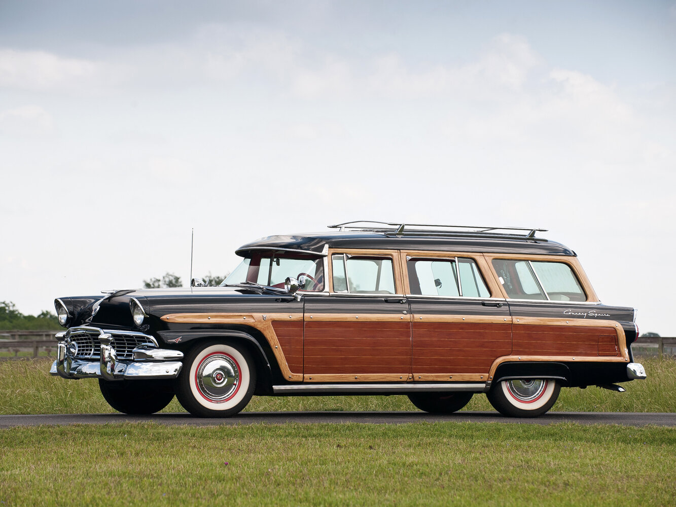 Ford Country Squire III, 1956, фото 3