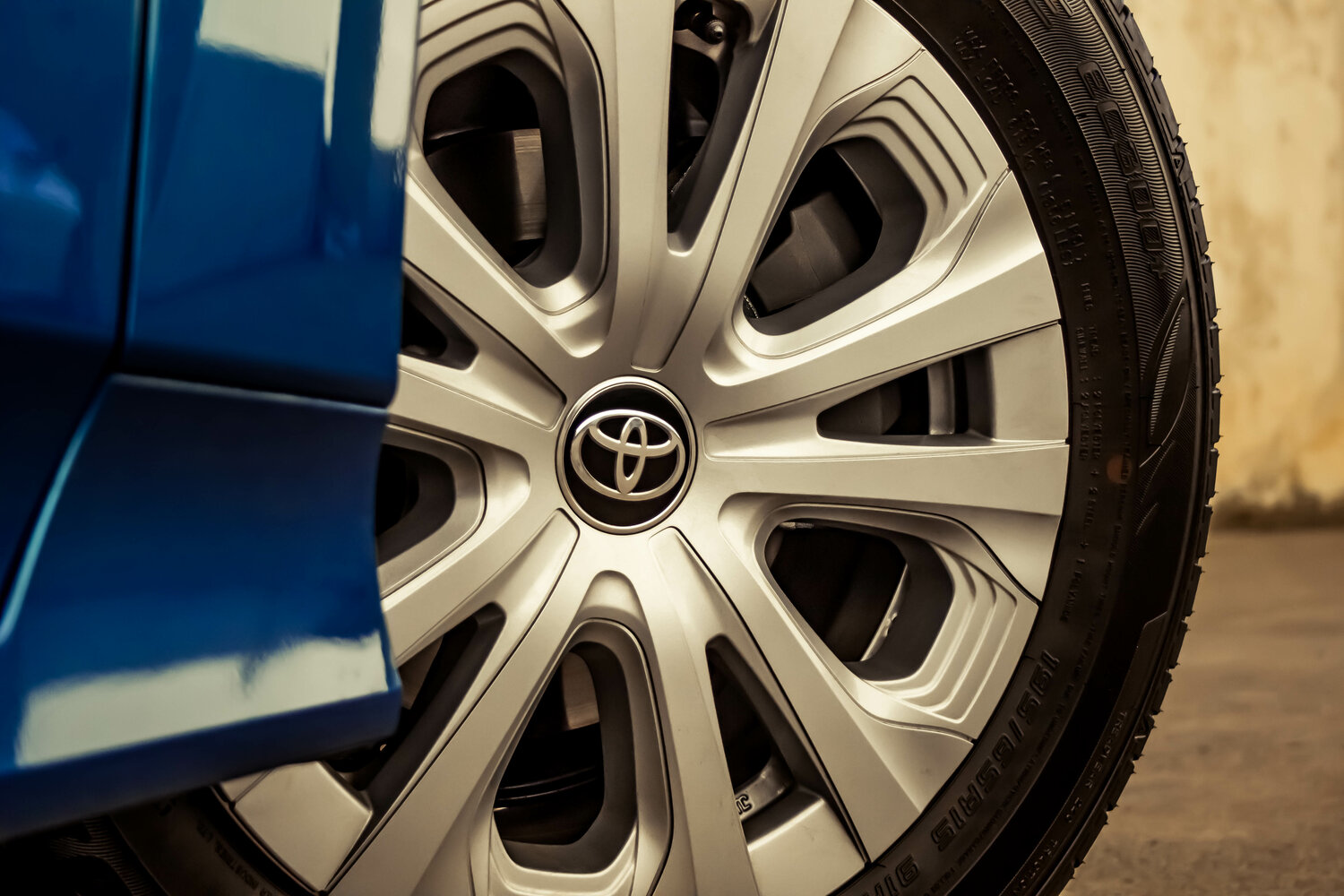 Toyota Prius IV Рестайлинг (XW50), 2019, фото 17