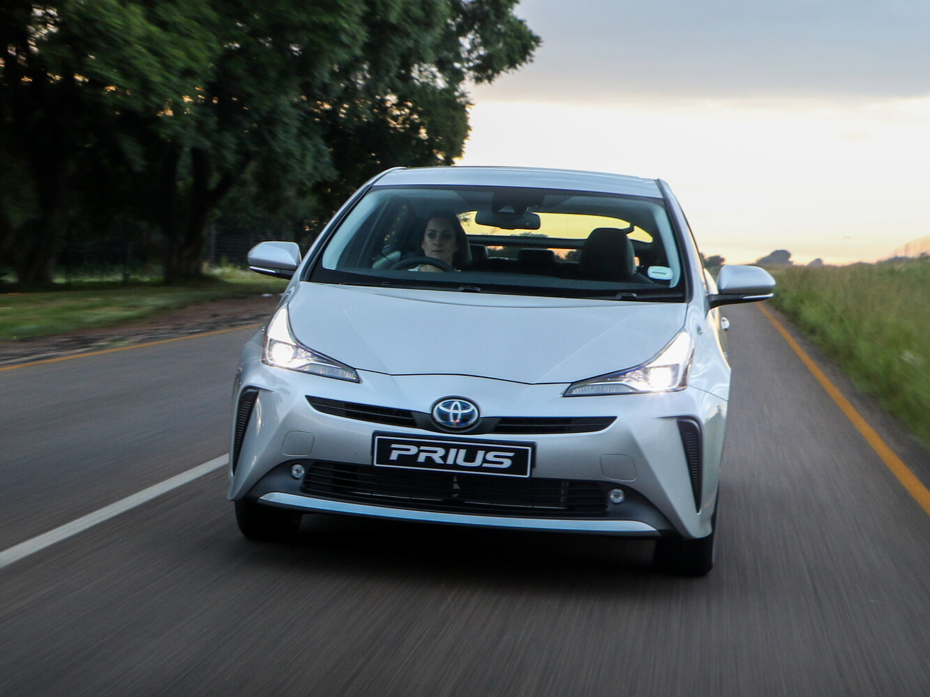 Toyota Prius IV Рестайлинг (XW50), 2019, фото 3