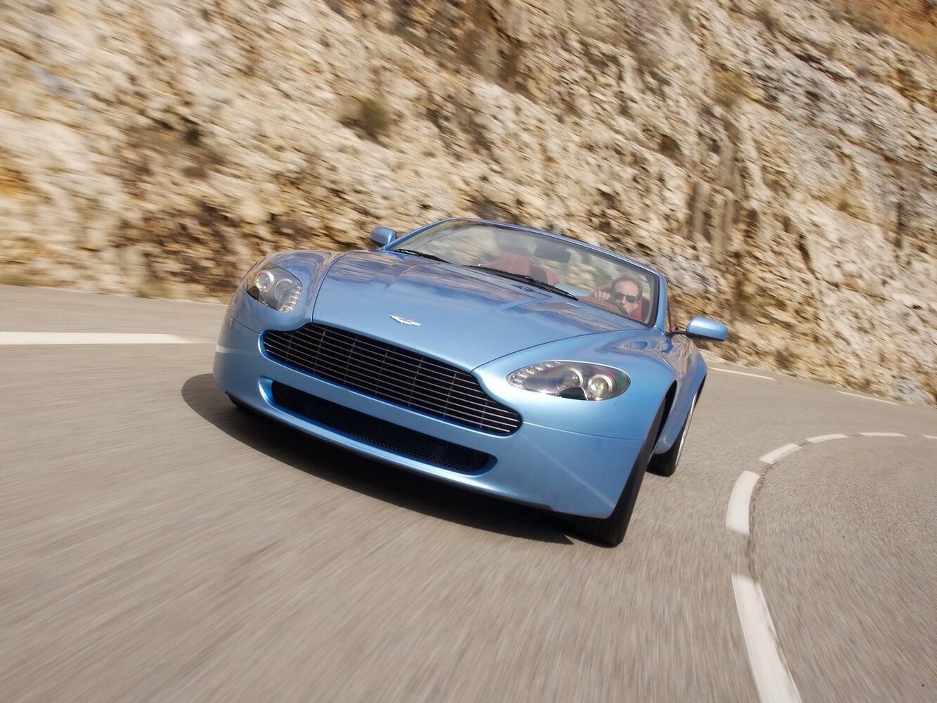 Aston Martin V8 Vantage III, 2005, фото 5