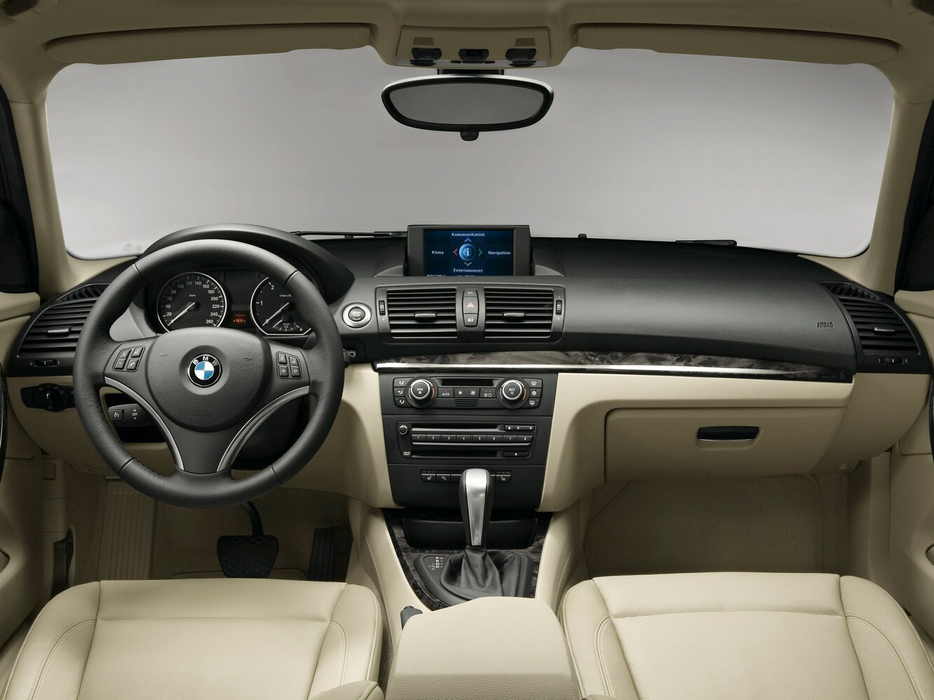 BMW 1 series I (E81/E82/E87/E88) Рестайлинг, 2010, фото 15