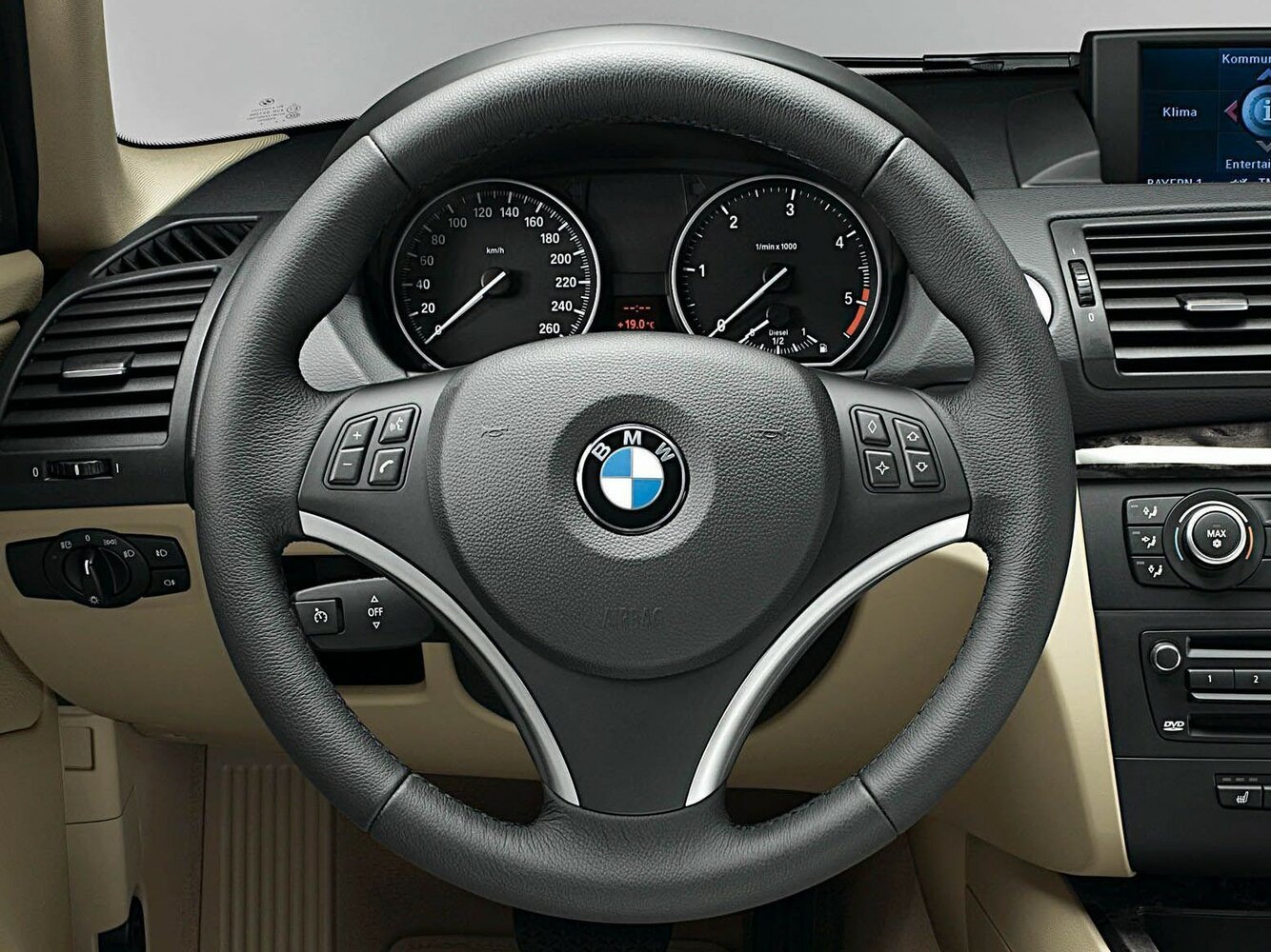 BMW 1 series I (E81/E82/E87/E88) Рестайлинг, 2010, фото 8