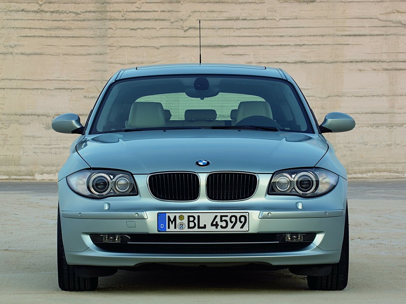 BMW 1 series I (E81/E82/E87/E88) Рестайлинг, 2011, фото 3
