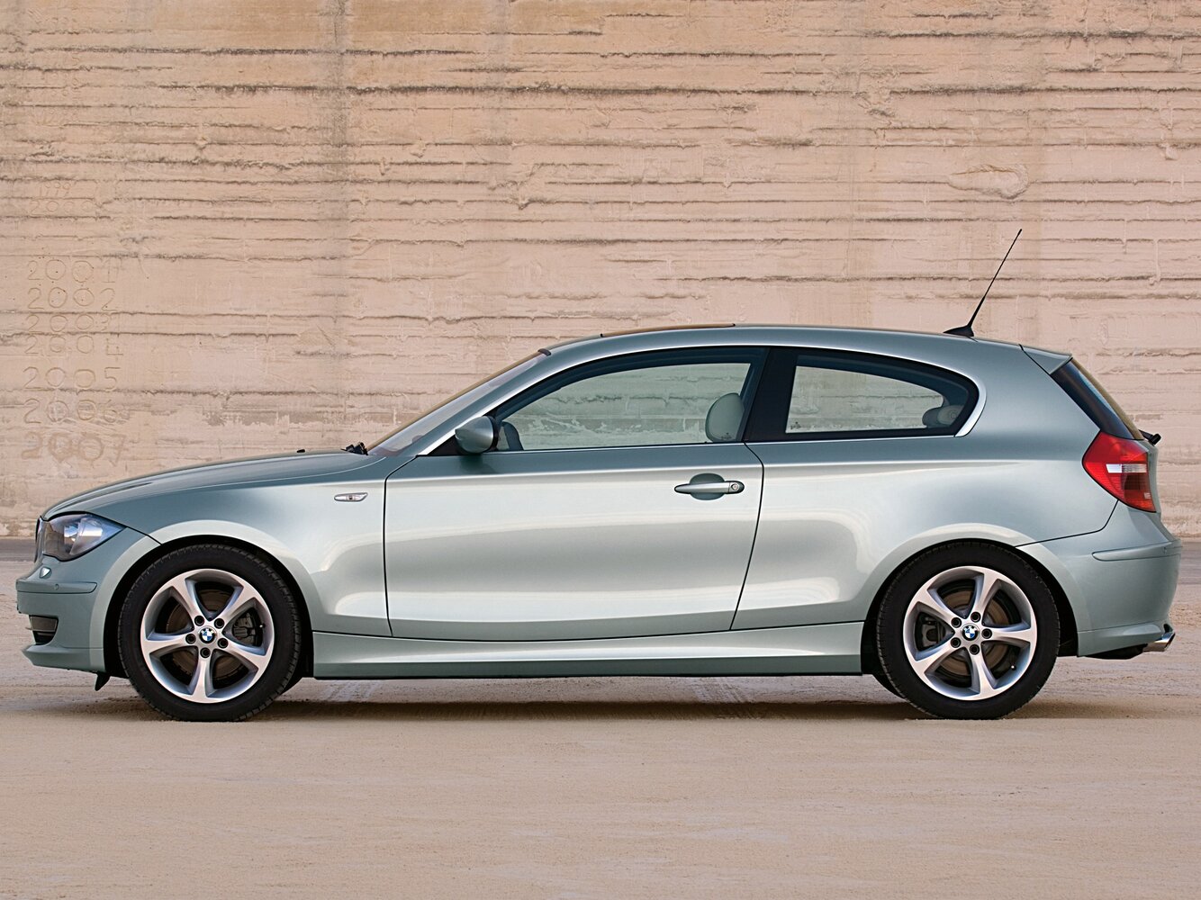 BMW 1 series I (E81/E82/E87/E88) Рестайлинг, 2011, фото 5