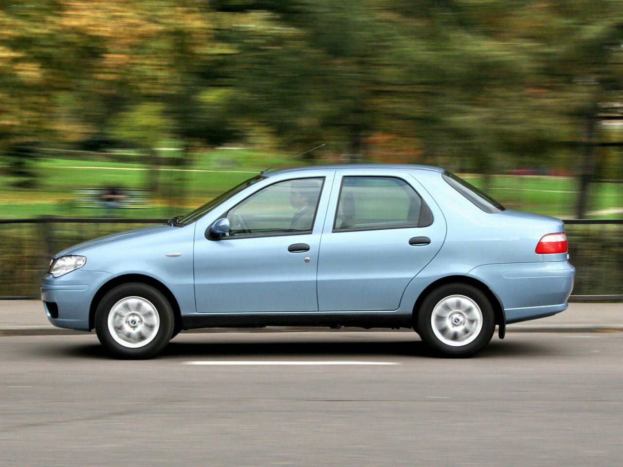 Fiat Albea I Рестайлинг, 2010, фото 4