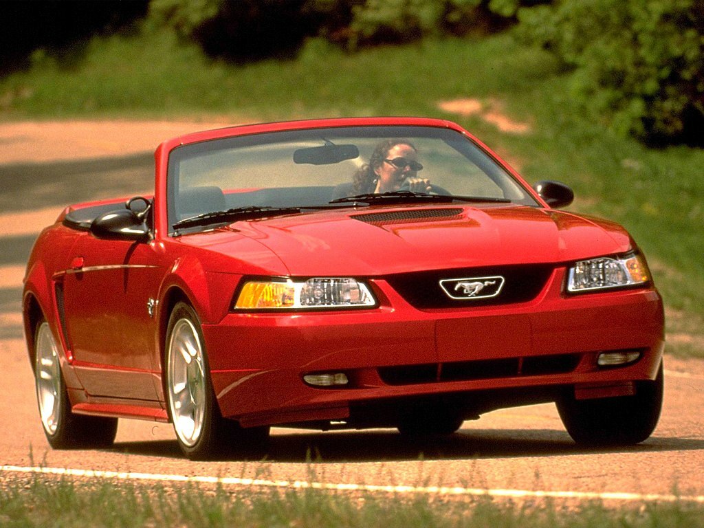 Ford Mustang IV Рестайлинг, 2000, фото 7