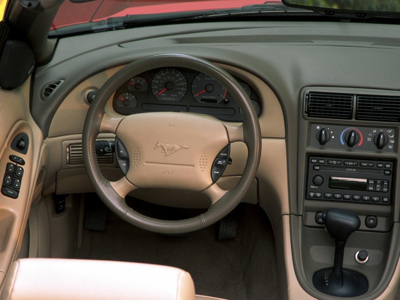 Ford Mustang IV Рестайлинг, 2000, фото 5