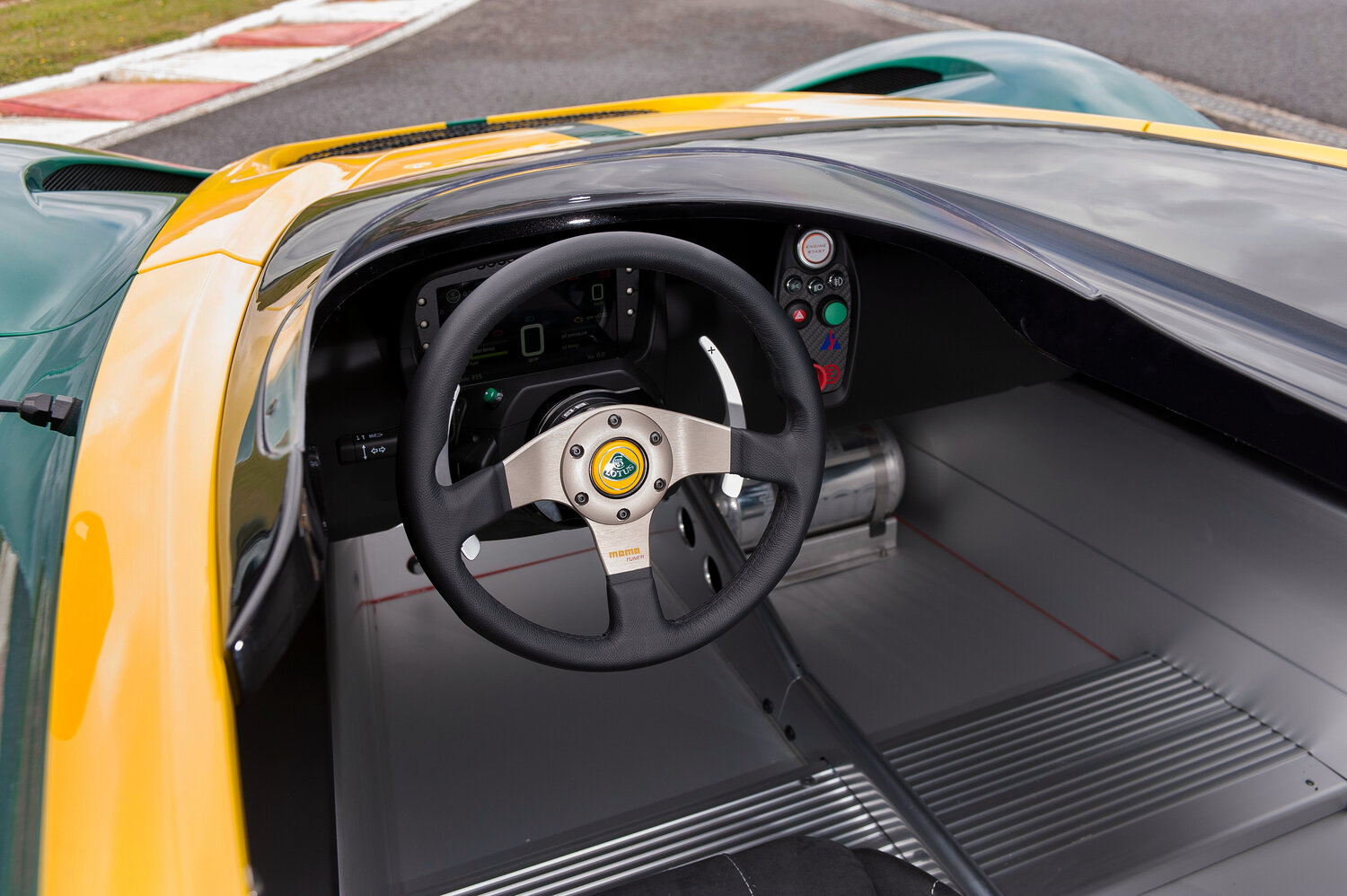 Lotus 3-Eleven, 2017, фото 2