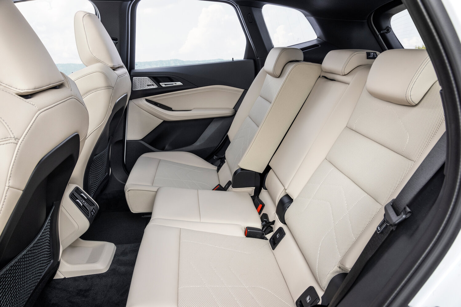 BMW 2 series Active Tourer U06, 2026, фото 11