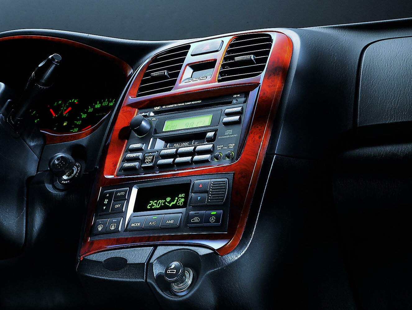 Hyundai Sonata IV (EF) Рестайлинг, 2010, фото 7
